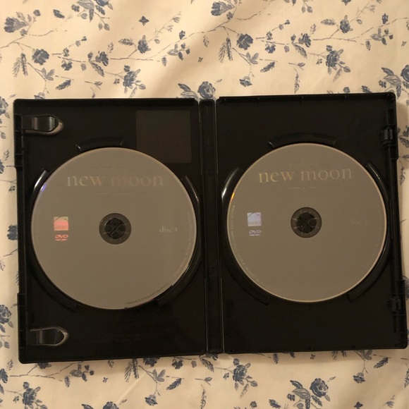 Like New Twilight New Moon DVD - Picture 3 of 4